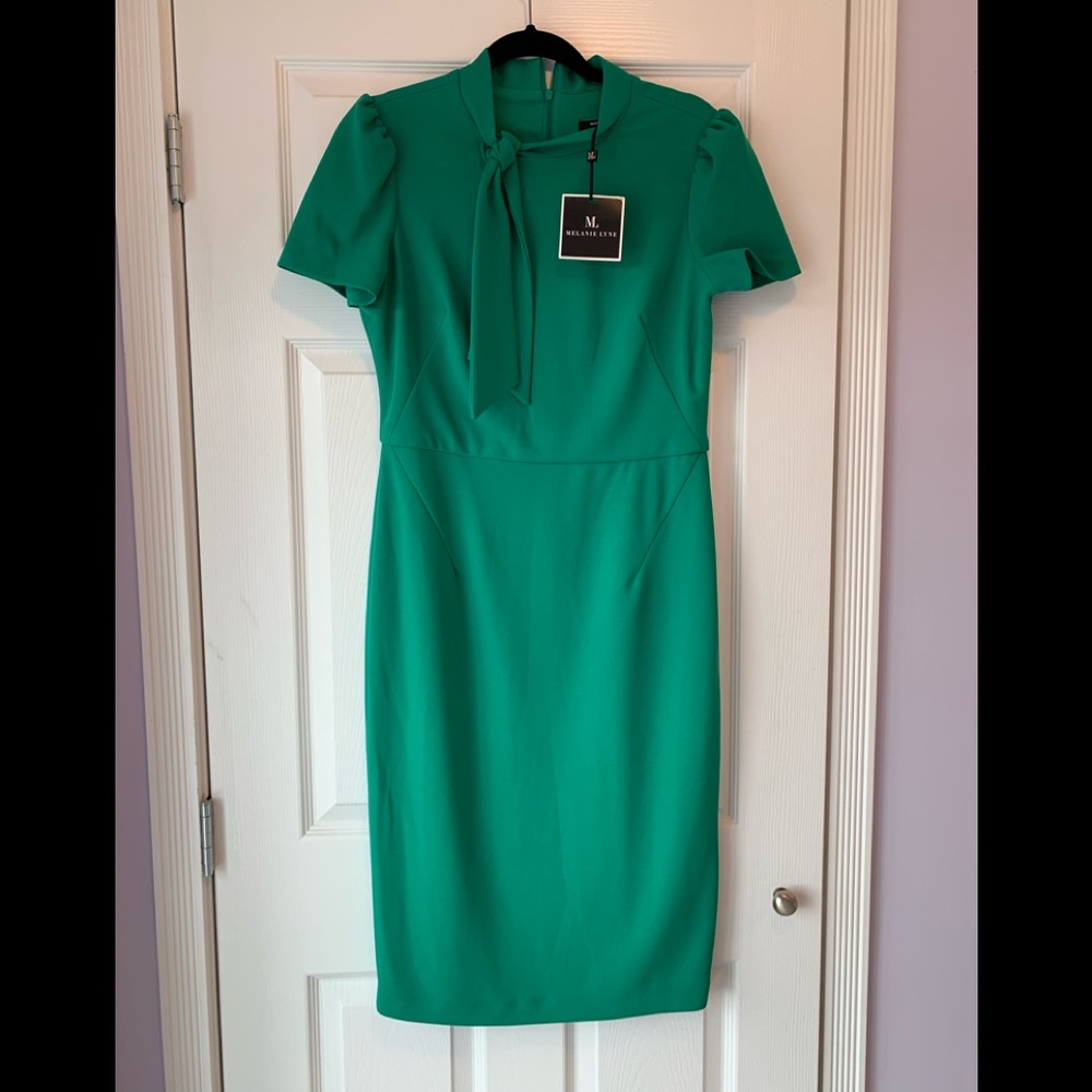 Emerald green NWT Dress size 10 Maggy London for Melanie Lynn